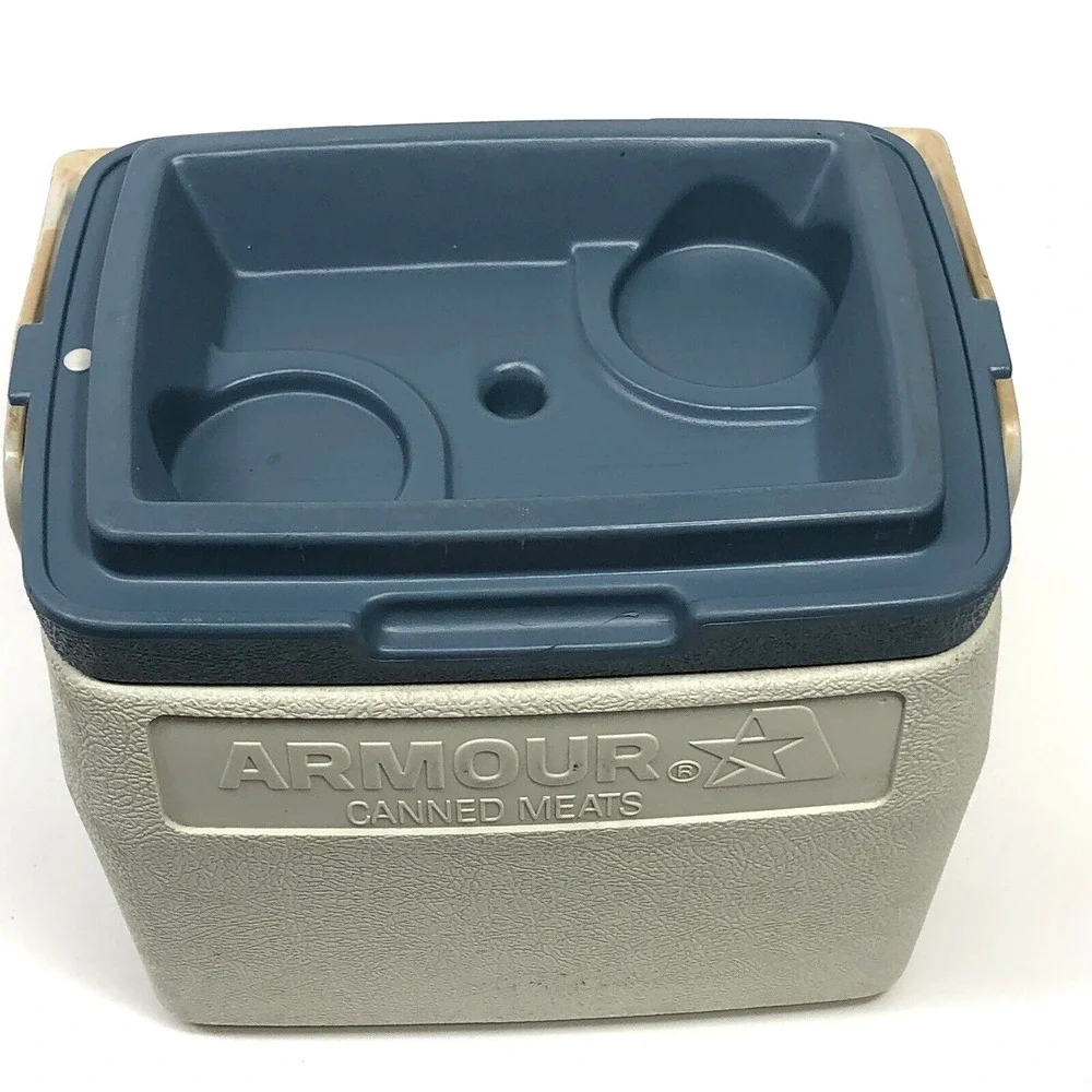Vintage Colman Lunchbox Cooler 5272 Armour 6 Pack Beer Tail Gate Fishing Hunting